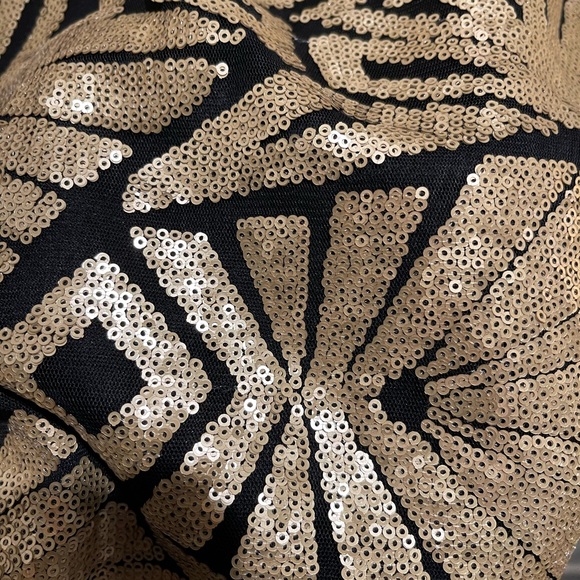 Marina Gold and Black Sequin Cocktail Dress - size 6 - Picture 8 of 8